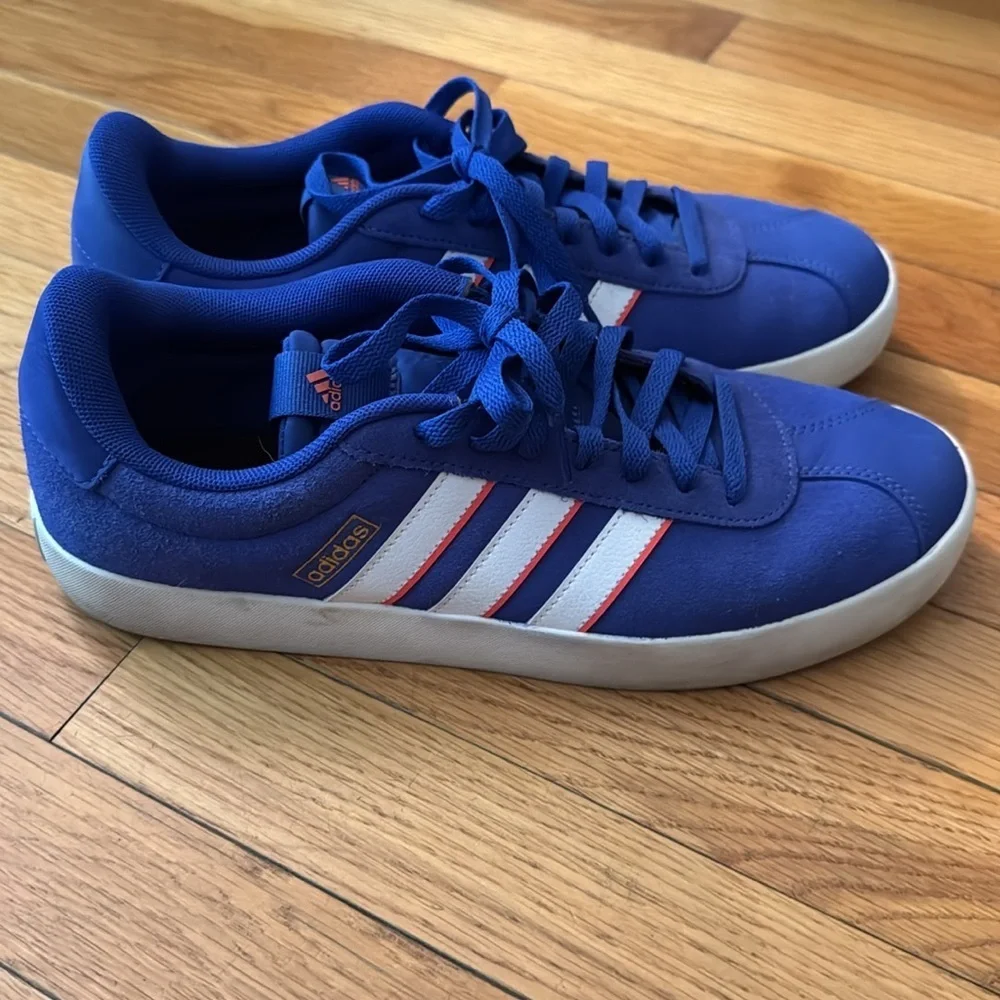 Adidas VL Court 3.0 size 10